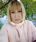 Rencontre Femme : Таня, 50 ans à Ukraine  николав